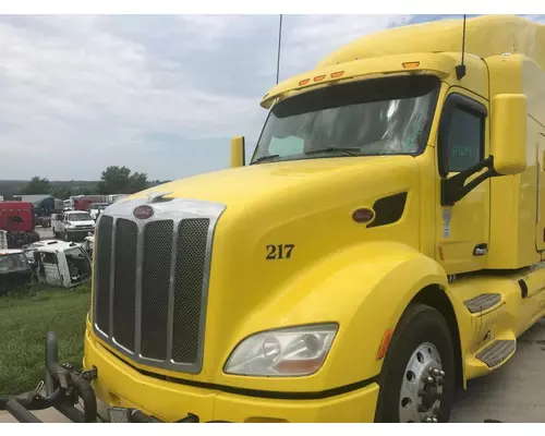 Peterbilt 579 Hood