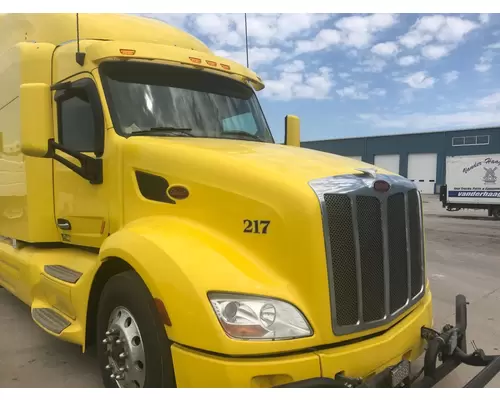 Peterbilt 579 Hood