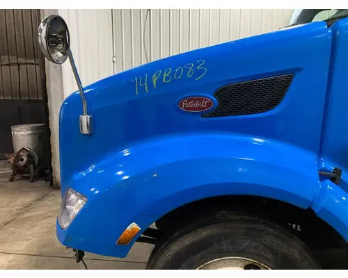 Peterbilt 579 Hood