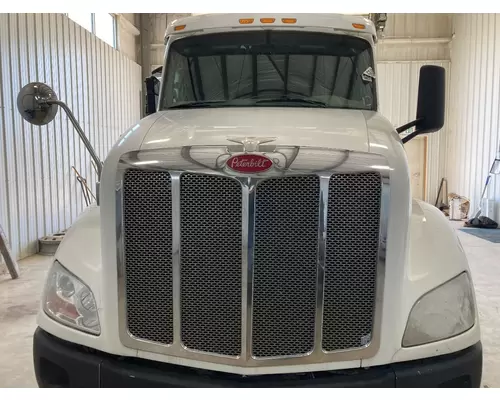 Peterbilt 579 Hood