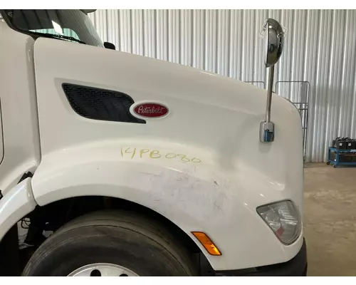 Peterbilt 579 Hood