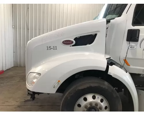 Peterbilt 579 Hood