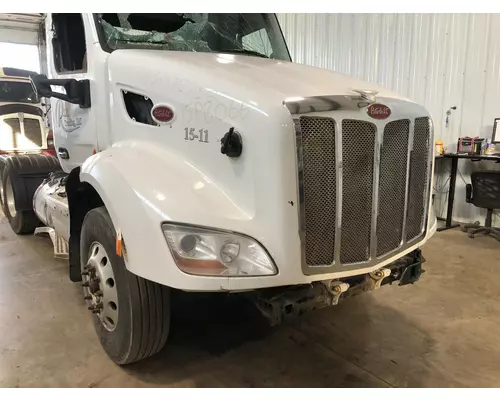 Peterbilt 579 Hood