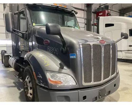 Peterbilt 579 Hood