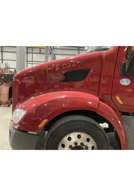 Peterbilt 579 Hood