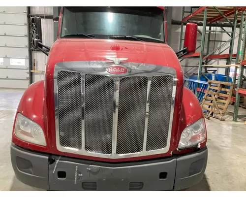 Peterbilt 579 Hood