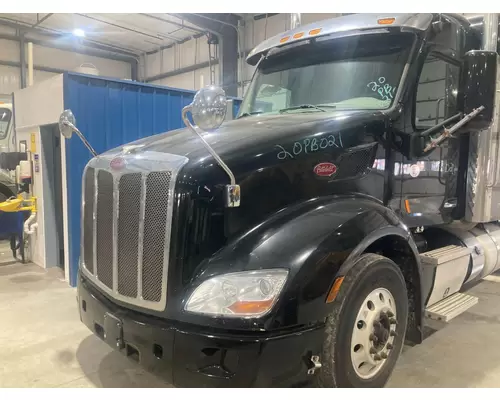 Peterbilt 579 Hood