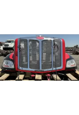 Peterbilt 579 Hood