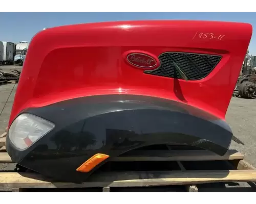 Peterbilt 579 Hood