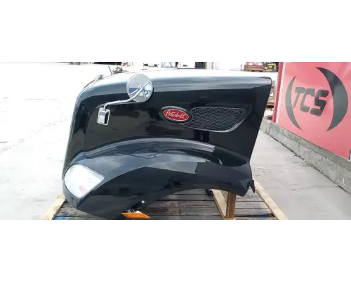 Peterbilt 579 Hood