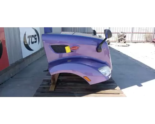 Peterbilt 579 Hood