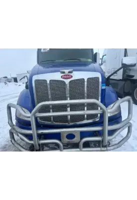 Peterbilt 579 Hood