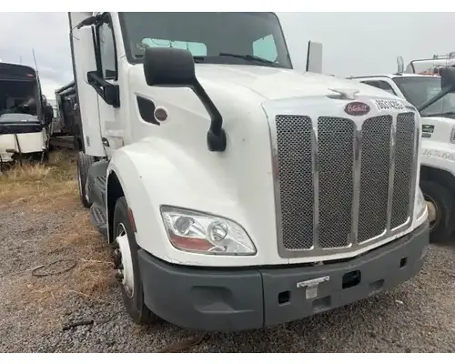 Peterbilt 579 Hood