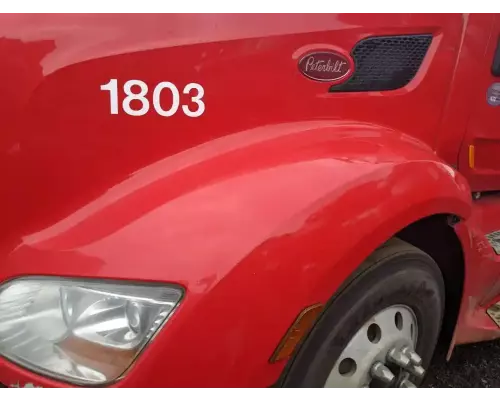 Peterbilt 579 Hood