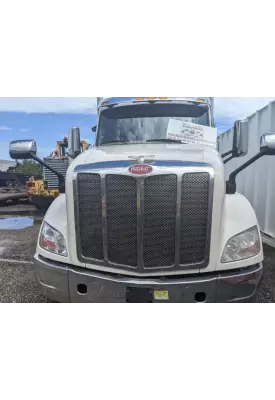 Peterbilt 579 Hood