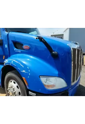 Peterbilt 579 Hood