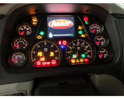 Peterbilt 579 Instrument Cluster