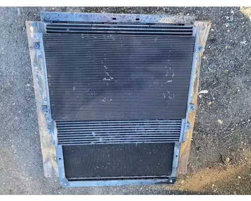 Peterbilt 579 Intercooler