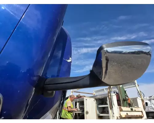 Peterbilt 579 Mirror (Interior)