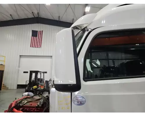 Peterbilt 579 Mirror (Side View)