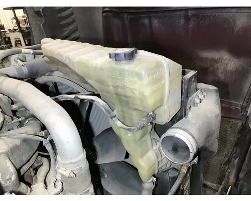 Peterbilt 579 Radiator Overflow Bottle  Surge Tank