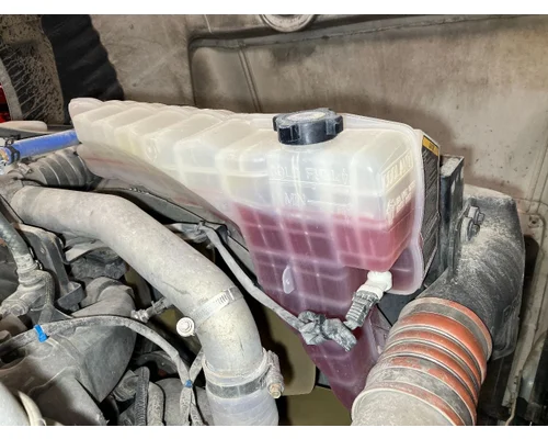 Peterbilt 579 Radiator Overflow Bottle / Surge Tank