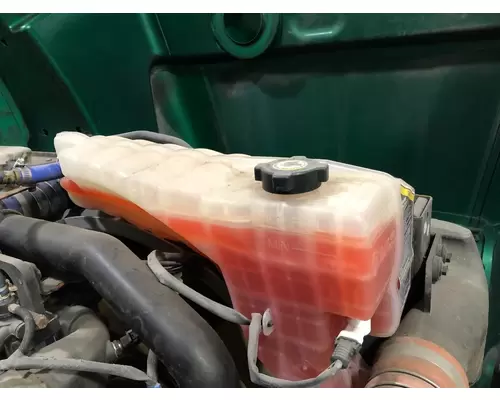 Peterbilt 579 Radiator Overflow Bottle  Surge Tank
