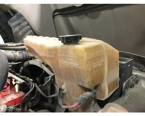 Peterbilt 579 Radiator Overflow Bottle  Surge Tank