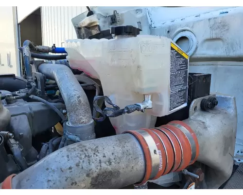 Radiator Overflow Bottle PETERBILT 579 LKQ Thompson Motors - Wykoff