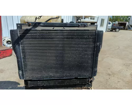 Peterbilt 579 Radiator