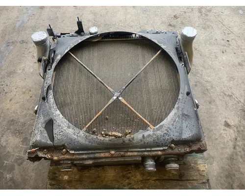 Radiator PETERBILT 579 Payless Truck Parts