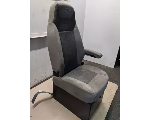 Peterbilt 579 Seat, Front