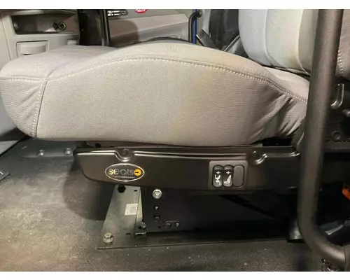 Peterbilt 579 Seat (non-Suspension)