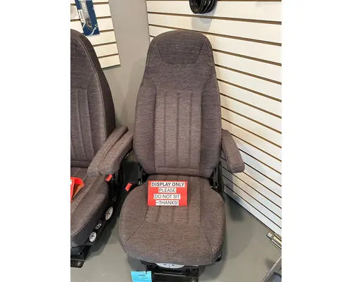 Seat, Front PETERBILT 579 High Mountain Horsepower