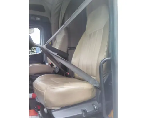 Seat, Front PETERBILT 579 LKQ Evans Heavy Truck Parts