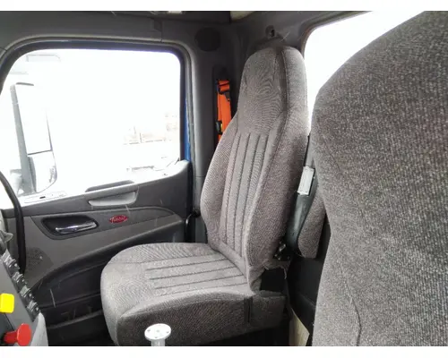 Seat, Front PETERBILT 579 LKQ Heavy Truck - Goodys