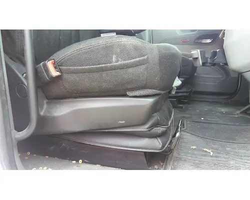 Seat, Front PETERBILT 579 LKQ Heavy Truck - Goodys