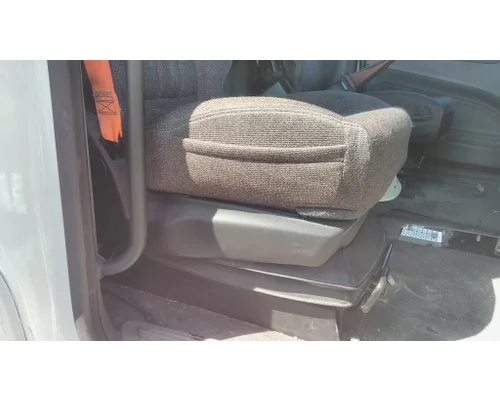 Seat, Front PETERBILT 579 LKQ Heavy Truck - Goodys