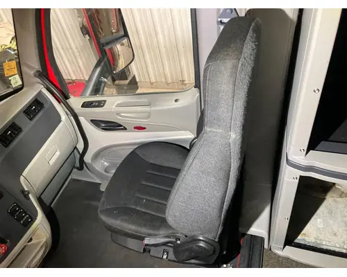Seat, Front Peterbilt 579 Vander Haags Inc Sf