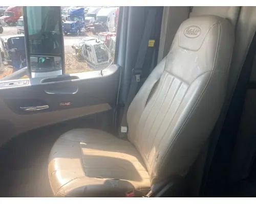 Seat, Front Peterbilt 579 Vander Haags Inc Kc