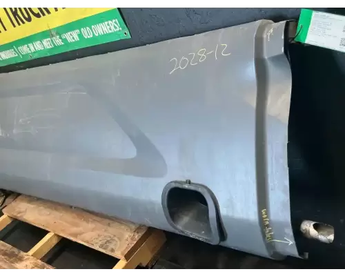 Peterbilt 579 Side Fairing