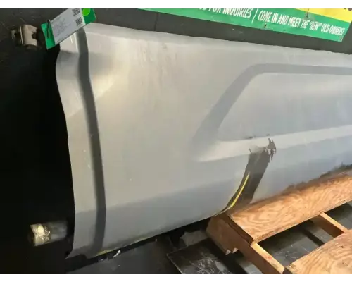 Peterbilt 579 Side Fairing
