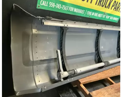 Peterbilt 579 Side Fairing