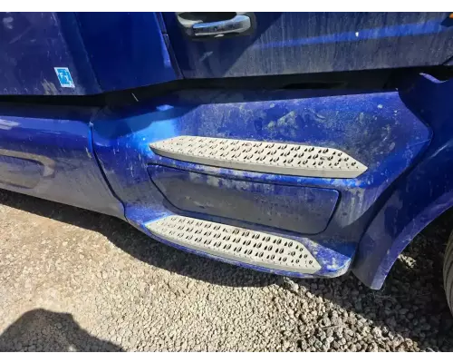 Peterbilt 579 Side Fairing