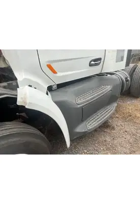 Peterbilt 579 Side Fairing