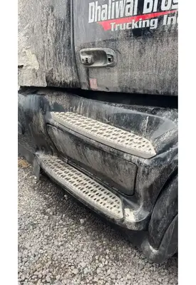 Peterbilt 579 Side Fairing