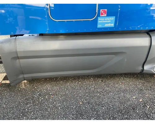 Side Fairing PETERBILT 579 Hd Truck Repair &amp; Service