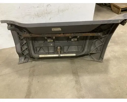 Peterbilt 579 Skirt
