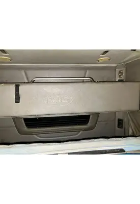 Peterbilt 579 Sleeper Bunk