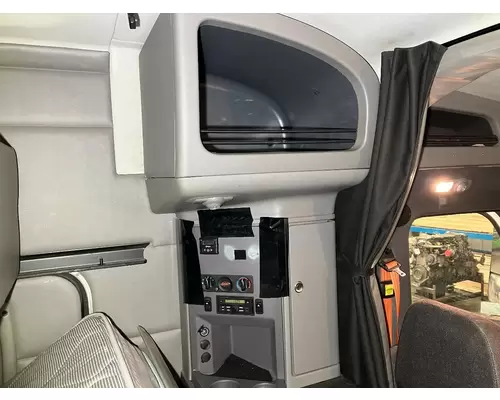 Peterbilt 579 Sleeper Cabinets